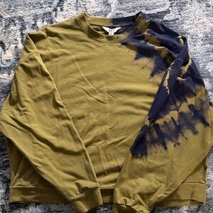 Joy Lab Olive and Navy Cropped Sweatshirt